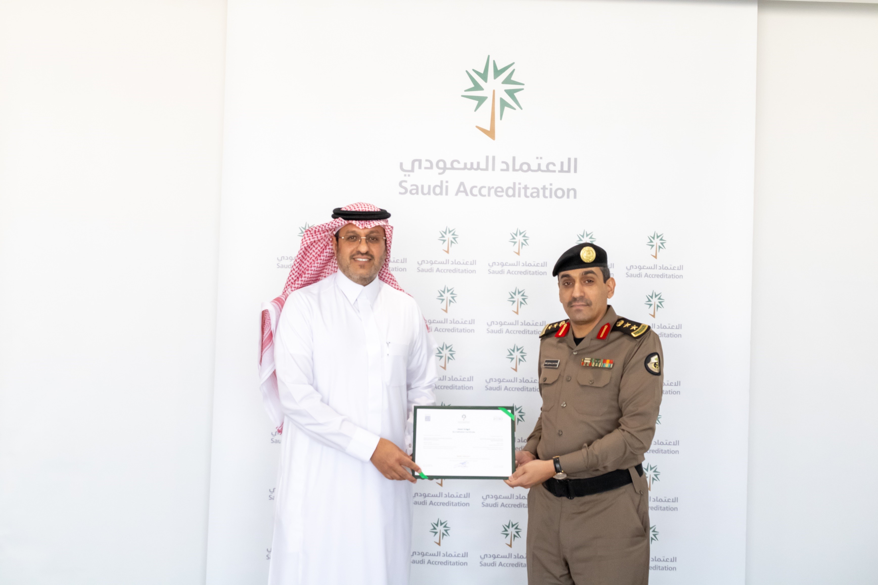 المدير التنفيذي للاعتماد السعودي يستقبل وفد الإدارة العامة للأدلة الجنائية